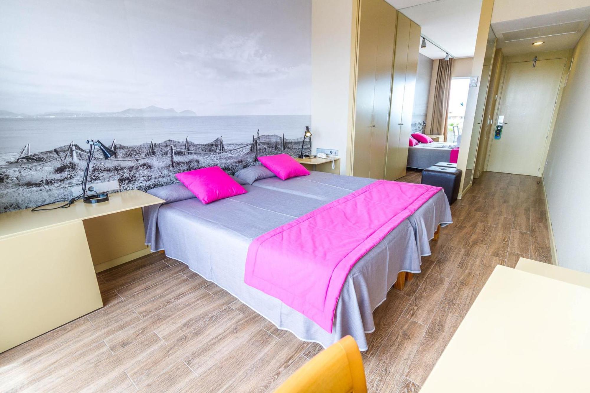 Eix Platja Daurada Hotel & Spa Кан-Пікафорт Екстер'єр фото