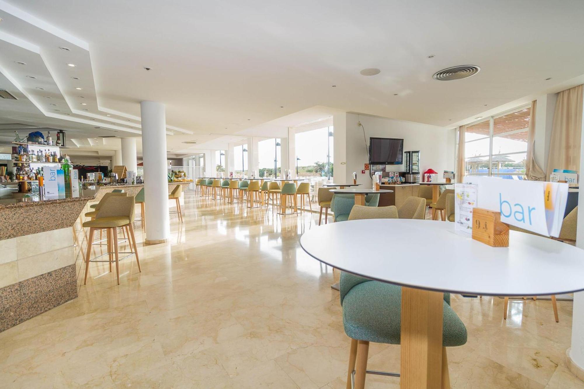 Eix Platja Daurada Hotel & Spa Кан-Пікафорт Екстер'єр фото